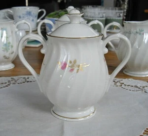 Vintage Syracuse Fine China Silhouette COURTSHIP Sugar Bowl w/ Lid ~ - Picture 1 of 8