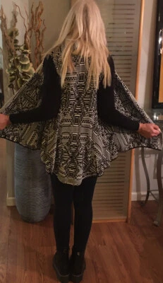 Suéter cardigã Anthropologie Field Flower S manga longa tamanho grande desleixado hippie - Imagem 1 de 4