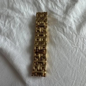 Bernard Hurtig Collection Gold Tone Bracelete Strap Rivered Link “H” - Picture 1 of 11