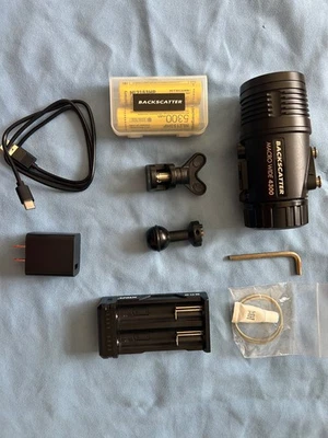 Luz de video retrodispersión Macrowide 4300 Foto 1 de 4