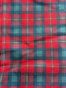 Red Plaid stretch knit 3 yards x 58 - Picture 1 of 3