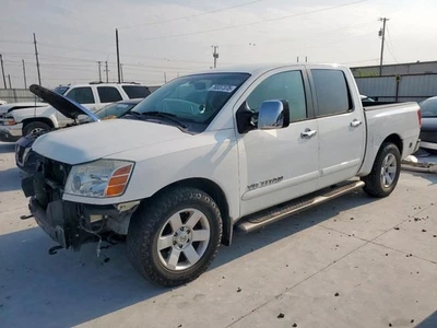 (LOCAL PICKUP ONLY) TITAN     2005 Running Board 610453 Foto 1 de 4