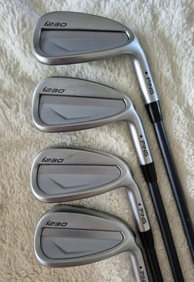 Planchas Ping i230 punto negro 8,9,PW,UW. AWT NEGRO MATE Regular Excelente Estado Foto 1 de 4