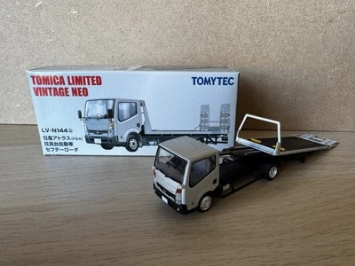 Tomica Limited Vintage Neo Nissan Atlas LV-N144(b) Tomytec Safety Loader - Image 1 of 4