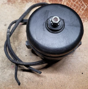 MORILL MOTORS MOTOR REFRIGERATOR ICE MAKER MOTOR .20A 208-230V 60/50HZ 1550 RPM - Picture 1 of 3