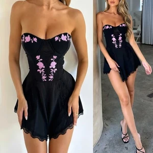 Outcast Crescent Minikleid M schwarz lavendel Blumenstickerei Schnürung Korsett - Bild 1 von 16