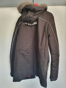 FC Bayern Jacke 176 - Bild 1 von 4