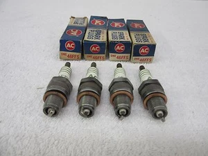 NOS AC 46FFS Spark Plugs "4 Green Rings" 1961-1963 Oldsmobile F85 GM5612950  dp  - Picture 1 of 5