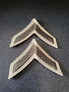 USMC FEMALE Marine Corps Rank Chevron: PFC PRIVATE FIRST CLASS, pair - khaki - Picture 1 of 2