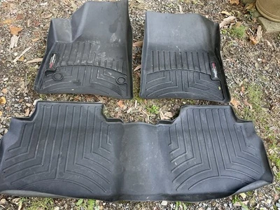 Juego de alfombrillas Weather Tech para GMC 1ª y 2ª fila 02449 izquierda 02388 derecha Foto 1 de 4