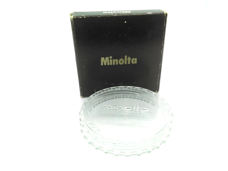 Vintage MINOLTA 46-49mm Filter Case & Box - Image 1 of 1