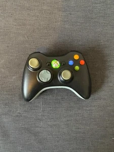 Microsoft Xbox 360 Wireless Controller Black & Grey Model 1403 OEM - Picture 1 of 3