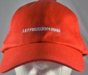 Under Armour Let Freedom Ring Mütze, Kappe, neu mit Etikett, verstellbare Schnalle, rot + weiß, Damen - Bild 1 von 1