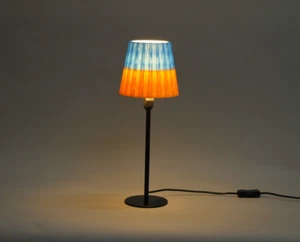 Tischleuchte Neu Wechselschirm blau-gelb Ukraine Tischlampe LED warm-weiß - Bild 1 von 6
