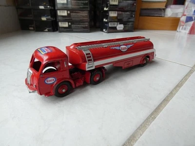 Trattore Panhard + Serbatoio Titan 32C Dinky Toys + Atlas 1/43 Giocattolo - Immagine 1 di 4