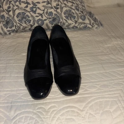 Women Vaneli Flats, Genuine Black Leather & Patent Leather Accents 9.5M - Image 1 of 4
