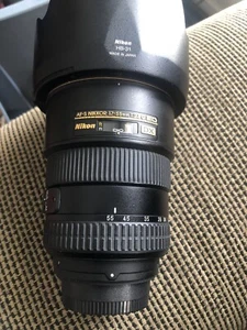 Nikon AF-S 17-55mm lens for nikon D60,70,80,90,3000,3100,3200,5000,5100,5200 - Picture 1 of 14