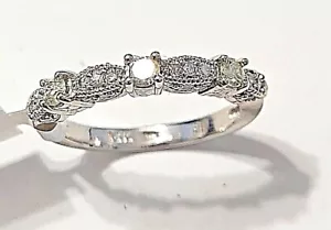 NEW .61CTW WOMEN'S DIAMOND RING ON 14K WHITE GOLD - Picture 1 of 11