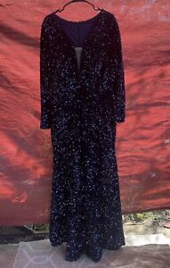 Navy Blue Sequin Long Sleeve V Neck Prom Dress size M/L