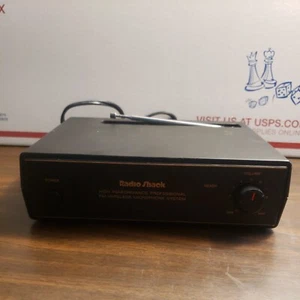 RadioShack Wireless Microphone System 32-1224 FM Professional High Performance  - Picture 1 of 5