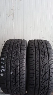 PNEUMATICI TERMICI 245 40 18 97V HANKOOK WINTER ICEPT EVO ANNO DI PRODUZION 2011 - Immagine 1 di 3