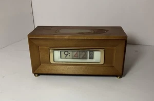 Numechron Tymeter VTG 1971 851 Pennwood Electric Flip Clock USA WORKS VG COND!! - Picture 1 of 6