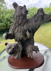 Figuras de oso negro pintadas de resina estatua de madera base de 10" de 14" de alto hombre cueva - Imagen 1 de 16