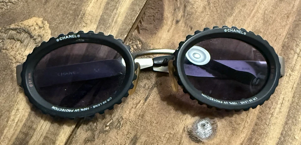 GAFAS DE SOL CHANEL PRIMAVERA/VERANO 1998 (10506) LOGO CÁMARA LENTES Foto 1 de 3