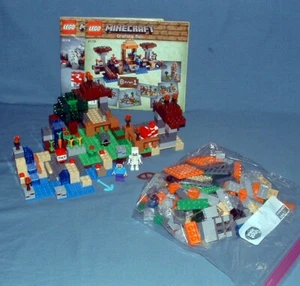MINECRAFT, CRAFTING BOX 8 IN 1 SET 21116 - LEGO - 2014 - USATO CON MANUALI - Foto 1 di 10