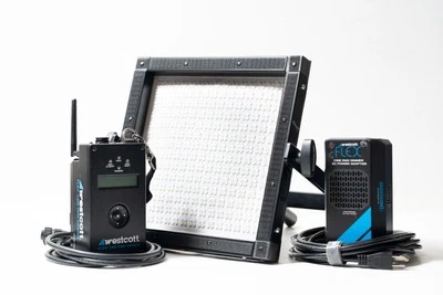 Westcott Flex Cine DMX Lights RGB | Kit of 2 - 1x1 LED Mats | Case - Imagem 1 de 4