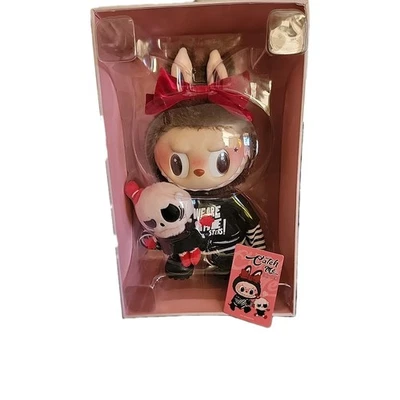 LIMITED EDITION THE MONSTERS Catch Me If You Like Me Series-Vinyl Doll Gift Box - Image 1 of 4