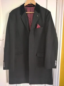 Gabicci Men's Black Wool Overcoat. Size 42. Worn Once! Velvet Type Collar. - Picture 1 of 8