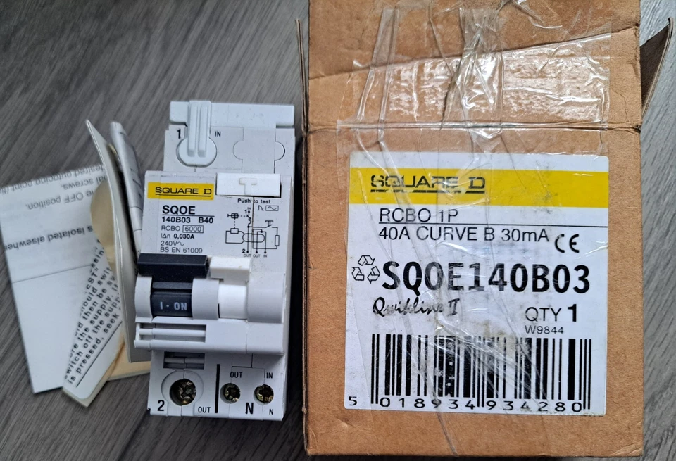 SQUARE D 40A 30MA RCBO QOE140B03 1 POLE TYPE B B40 QOE PLUG older type - Image 1 of 1