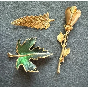 Goldfarbene Rose Blume und Blatt Anstecknadeln Broschen 3 Stück - Bild 1 von 8