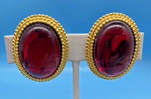 GJD Signed Gold-Tone Red Oval Cabochon 1.25" L x 1" W Lever Clip Earrings VTG - Picture 1 of 12