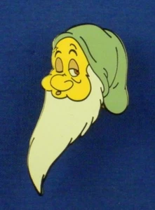 Sleepy Head Peaking 2001 Disney Gallery LE 1937 in Box Pin # 6055  - Bild 1 von 6