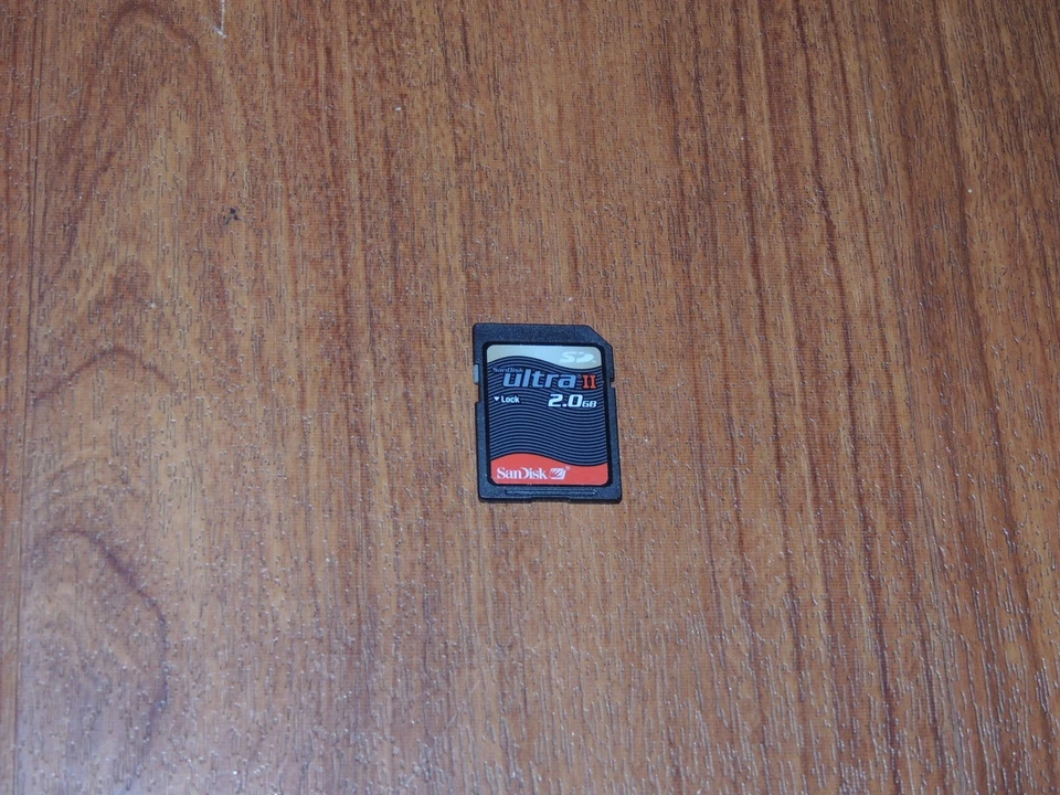 Genuine OEM SanDisk Ultra II 2GB SD Memory Card - Image 1 of 1