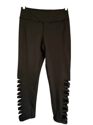 TAPOUT 绑带短腿尺寸小号 (S) 弹性、舒适、健身房或休闲。 — 第 1/4 张图片