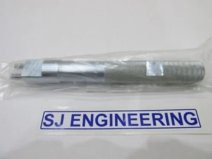 TRIUMPH TWIN TAPPET GUIDE BLOCK TOOL 61-6008 BSA ROCKET 3 TRIPLES SJ687 - Picture 1 of 2