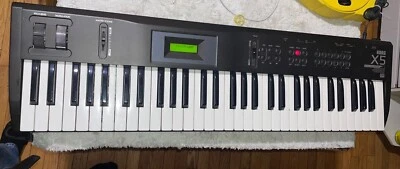 KORG X5 Music Synthesizer Keyboard  61 Key Excellent Condition Japan Well Packed - Image 1 of 4