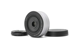 Canon EF-M 22mm F/2 STM Wide Angle Lens for EOS M silver [ Top Mint ] From Japan