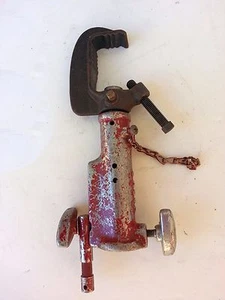 Norms Jr Pipe Percha w / Baby Pin - Imagen 1 de 3