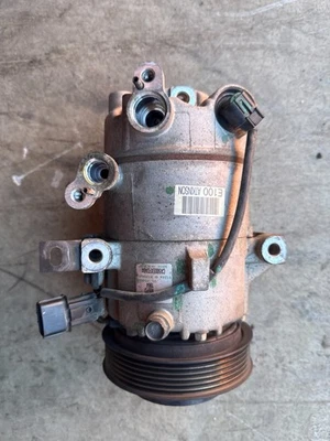 Оригинальный компрессор кондиционера Hyundai Elantra 2017-2020 годов выпуска - Изображение 1 из 3