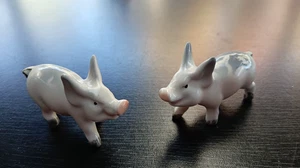 2x Vintage Beswick*England Pig Figurines*Both in Perfect Condition* - Picture 1 of 3