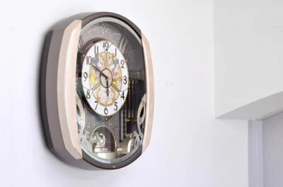 SEIKO Disney Relógio de Parede FW563A Mickey & Friends Minnie Mouse Time Automaton - Imagem 1 de 4