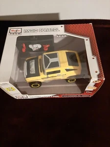 Hummer radiocomandato nuovo, Maisto Tech, giallo e nero con telecomando - Foto 1 di 5