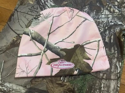 90)Realtree Camo TShirt Lg10/12 Kids Youth Girls Hunting & Pink Beanie Hat NewWT - Image 1 of 4