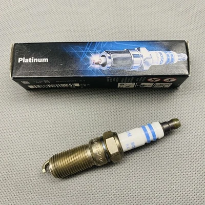 BOSCH Platinum Spark Plug 6719 For Acura Honda CRX Mazda 626 Mitsubishi Eclipse - Image 1 of 4