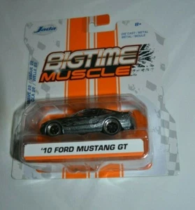 JADA 2021 BIGTIME MUSCLE - ' 10 FORD MUSTANG GT METAL FLAKE GRAY - Picture 1 of 4