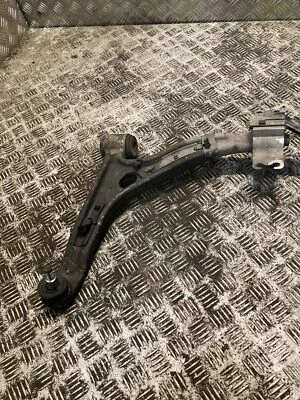 MERCEDES-BENZ Cla Coupe C117 Anteriore SX Inferiore Braccio Controllo 2463304700 - Immagine 1 di 4